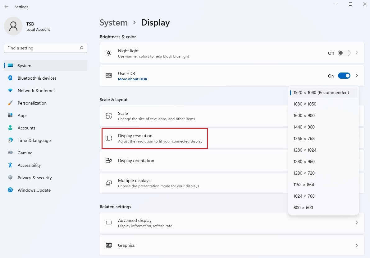 How to adjust the frequency and resolution of the monitor? Windows 11